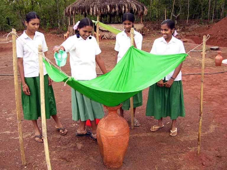 ಜಲಜಾಗೃತಿ(27) ಶಾಲಾಮಕ್ಕಳಿಂದ ಜಲಜಾಗೃತಿ